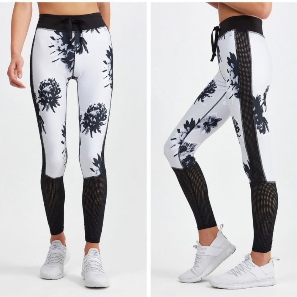BODY LANGUAGE Phillip’s Floral Perforated Legging